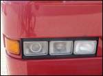 Lampen des Neoplan Transliner von G�strow-Club-Reisen aus Deutschland im Stadthafen Sassnitz.