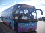 Scania OmniExpress von Papuga aus D�nemark im Stadthafen Sassnitz.