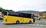 Scania OmniExpress aus �sterreich in Krems gesehen.