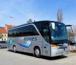 SETRA 411 HD von H�NES Reisen aus Deutschland am 8.4.2013 in Krems an der Donau.