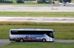 SETRA 415 GT-HD unterwegs am Vorfeld (Besuchertransporte) am Airport Z�rich-Kloten.30.6.2013.