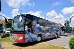 SETRA 415 GT-HD von EBNER Busreisen/�sterreich kommt am 13.7.2013 in Krems an.