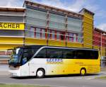 SETRA 415 HD von GRUBER Reisen/�sterreich im Juli 2013 in Krems gesehen.