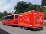 Setra 415 GT-HD mit Radanh�nger von Arzt aus Deutschland im Stadthafen Sassnitz.