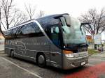 Setra 411 HD von Riedler Busreisen aus �sterreich im Dez.2013 in Krems gesehen.