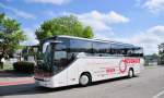 Setra 415 GT-HD von Neubauer Reisen aus �sterreich am 24.Mai 2014 in Krems gesehen.