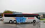 Setra 417 GT-HD von Blaguss Reisen aus �sterreich am 11.9.2014 in Krems gesehen.