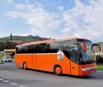 Setra 415 GT-HD von Felner Busreisen aus �sterreich am 2.10.2014 in Krems.