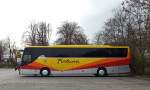 Setra 415 GT-HD von Fortuna Reisen aus �sterreich am 16.11.2014 in Krems.