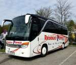 Setra 411 HD vom Reiseb�ro Penner aus Nieder�sterreich am 14.4.2015 in Krems.