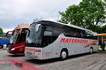Setra 415 GT-HD von Mayerhofer Reisen aus Nieder�sterreich am 2.5.2015 in Krems.