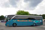 Setra 415 HD von Oberm�hlviertler Reisen aus �sterreich im Juni 2015 in Krems gesehen.