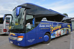 Setra 415 GT-HD von Datzinger/Zw�lfer Reisen aus �sterreich in Krems gesehen.
