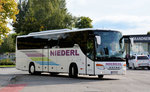 Setra 415 GT-HD vom Reiseb�ro Niederl aus �sterreich in Krems gesehen.