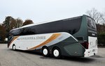 Setra 517 HD von Blaguss Reisen (ex Schweighofer & Z�hrer) aus Salzburg in Krems gesehen.