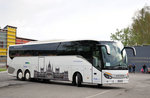 Setra 517 HD,Wachaubus von Zw�lfer Reisen aus Melk/Wachau/Nieder�sterreich in Krems gesehen.