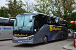 Setra 515 HD von Wilhelmer Reisen-Reiseb�ro aus �sterreich in Krems gesehen.