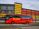 Setra 515 HD von Z�gel Reisen aus der BRD in Krems gesehen.