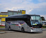 Setra 515 HD von M�ckenhausen Reisen aus der BRD in Krems.