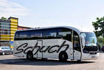 Volvo Sunsundegui von Schuch Reisen aus �sterreich in Krems gesehen.