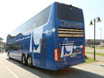 Heckpartie eines Van Hool TDX 27 Astromega der T�lke Reisen Nachfolger auf dem Parkplatz in List (Sylt) am 20.