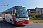 VDL Berkhof mit Hebeb�hne f�r Menschen mit Behinderung von Blaguss Reisen aus Wien.