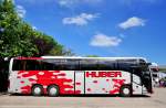 VOLVO 9700 Reisebus von HUBER Reisen aus Nieder�sterreich im Mai in Krems gesehen.