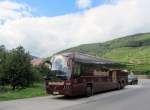 VOLVO 9700 von GSCHWINDL Reisen aus �sterreich im September in der Wachau/Nieder�sterreich gesehen.