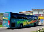 Volvo 9700 von Rieder Reisen/�sterreich im Herbst 2013 in Krems unterwegs.