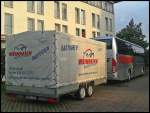 Volvo 9700 von Weinreich aus Deutschland mit Radanh�nger in Bergen.