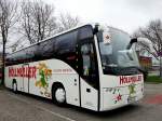 VOLVO 9700 von H�llm�ller Reisen aus �stereich am 22.11.2014 in Krems.