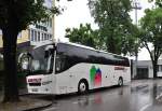 Volvo 9700 vom Autobusunternehmen Karl Burgstaller aus �sterreich im Mai 2015 in Krems gesehen.