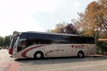 Volvo 9700 von Fuchs Reisen aus �sterreich in Krems gesehen.