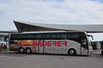 Volvo 9700 von Naderer Reisen aus �sterreich in Krems gesehen.