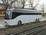 Volvo 9700 steht im Bahnbereich von Streitberg am 29.