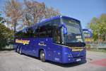 Volvo 9900 von Wiesinger Reisen aus �sterreich 2017 in Krems.