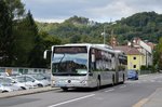 Holding Graz Mercedes-Benz O530GDH WN 130 als Linie 40 bei der Haltestelle Volksschule G�sting, 29.09.2015