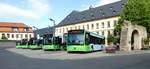 MB Citaro`s von Rh�nEnergie abgestellt am Busplatz Heertor in Fulda, Juni 2017
