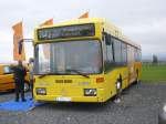 Werbebus der GWV steht auf dem Ausstellungsgel�nde  Fulda-Galerie  anl.