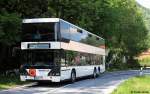 Neoplan Doppelstockbus im Sch�lerverkehr, fotografiert bei Fischbach am Inn am 14.05.2012 (Busunternehmen leider nicht bekannt)