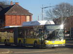 Wagen 115 des Gothaer Busunternehmers Wolfgang Steinbr�ck, ein Neoplan N4521 CNG, am 27.03.17 auf der Buslinie A am ZOB.