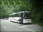 Mercedes Integro von Niederhuber/Holzland Reisen aus Deutschland vor dem Tiergarten Straubing.