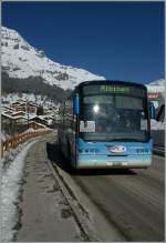 Ein LLB Bus verl�sst Leukerbad Richtung Leuk.