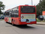 Heckpartie des S 415 NF der Firma �berlandverkehr Thomas Pr�kelt bei der Abfahrt vom Parkplatz des Regionalbahnhof Berlin Flughafen Sch�nefeld am 14.