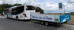 Setra S 415 LEBusiness von der VVR, mit Fahrradtransortanh�nger, unterwegs auf R�gen