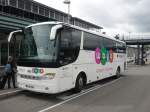 Ein chinesischer-Bus, der Marke ANKAI am Flughafen Stuttgart, der Fa.