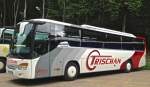 Dieser Setra S415 UL-GT von Trischan Reisen aus Kandel stand w�hrend eines Bundesligaspiels des 1.FCK auf einem Parkplatz und wartete auf seinen Einsatz.