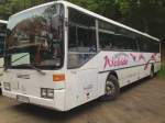 Ein Mercedes-Benz O 408 von Wobido Bustouristik aus dem Saarland, abgestellt auf einem Gro�parkplatz f�r Park-and-Ride-Busse am 20.10.2013.