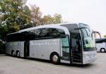 MERCEDES BENZ TRAVEGO von TH�RINGER RH�N TOURISTIK im Augut 2013 in Krems.
