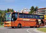 SETRA S315 HDH von LEITNER Reisen aus Ober�sterreich f�hrt am 23.9.2012 durch Krems an der Donau.